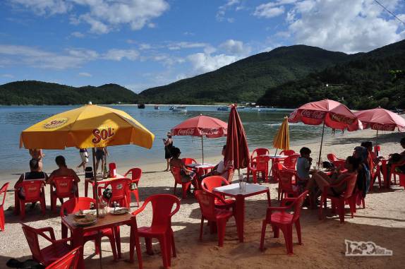 Restaurante na praia do Antenor, em Governador Celso Ramos, litoral de Santa Catarina